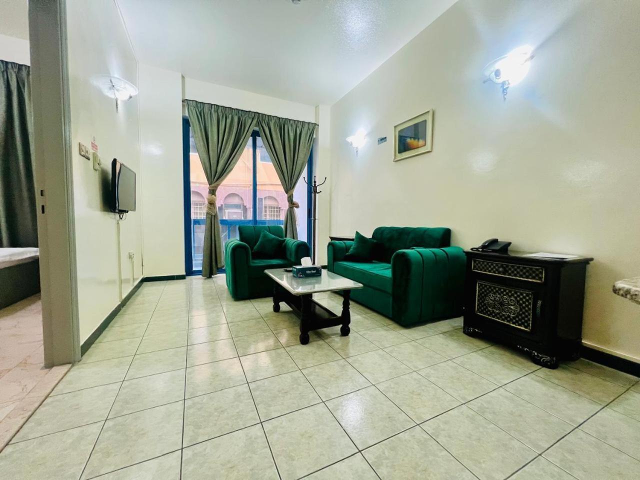 Sky Hotel Apartments Dubai Luaran gambar
