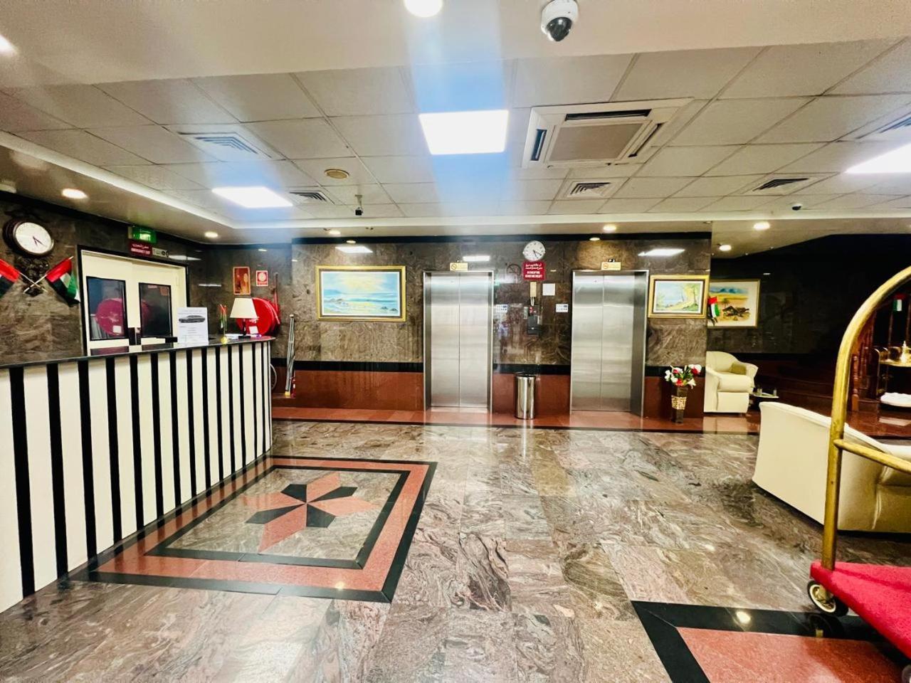 Sky Hotel Apartments Dubai Luaran gambar
