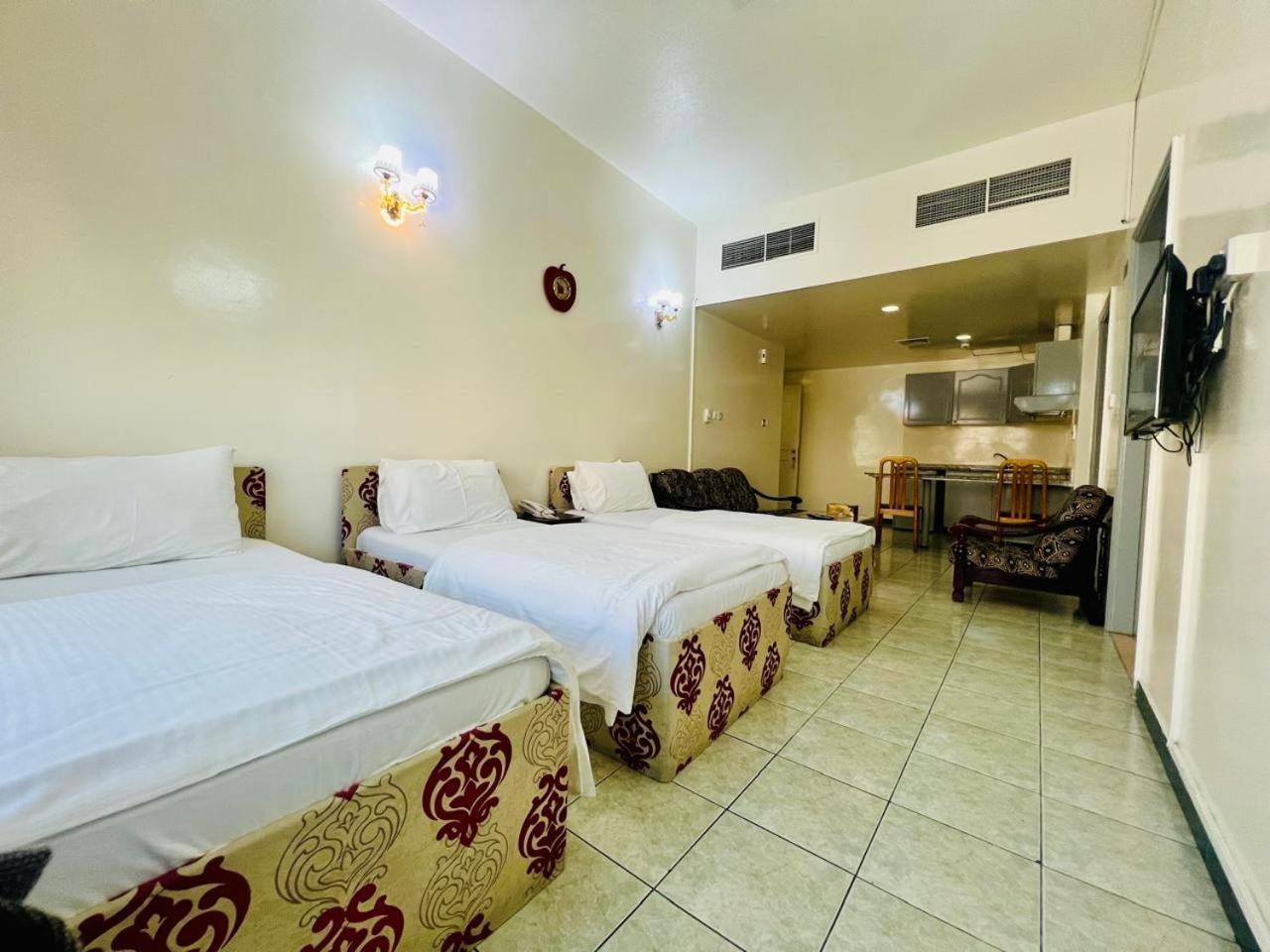 Sky Hotel Apartments Dubai Luaran gambar